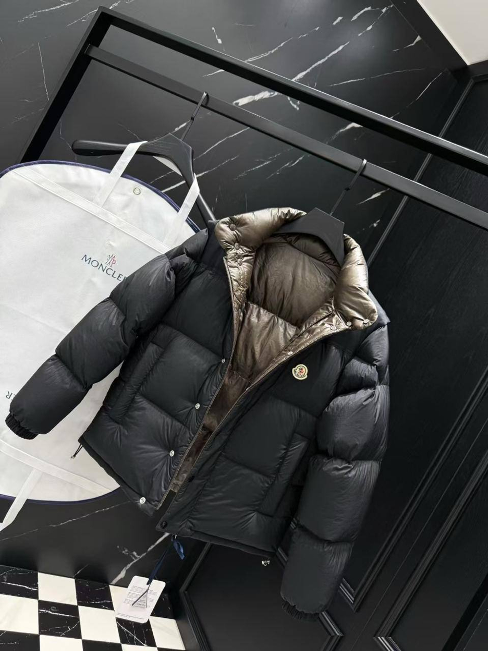 Двухсторонний пуховик-трансформер Moncler