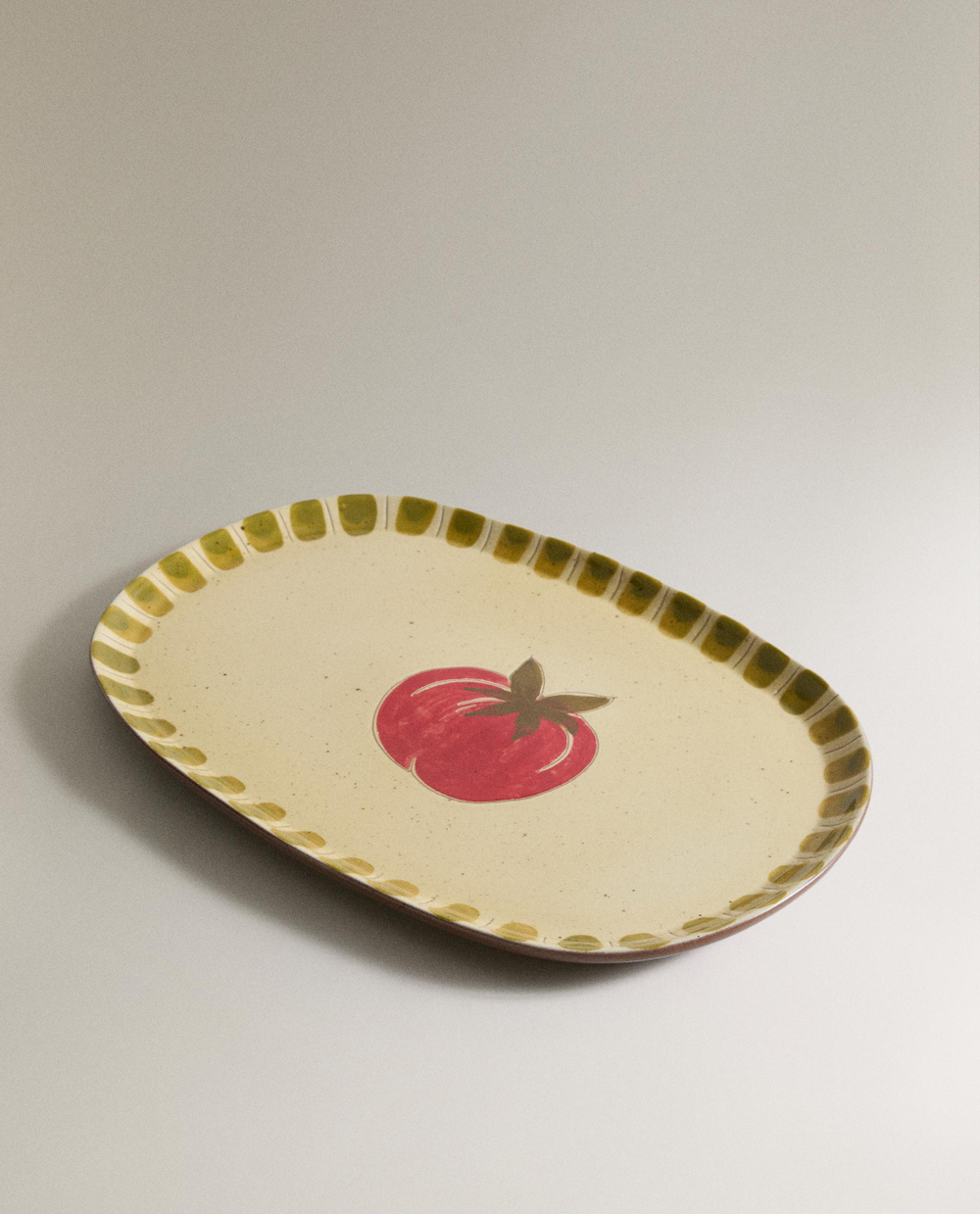 Zara Home блюдо сервировочное из фаянса, цвет бордовый, 41 см