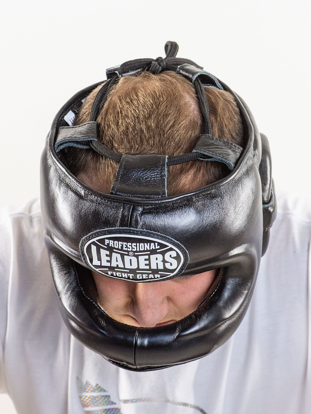 Шлем боксерский LEADERS LS с бамперной защитой BK кожа черный