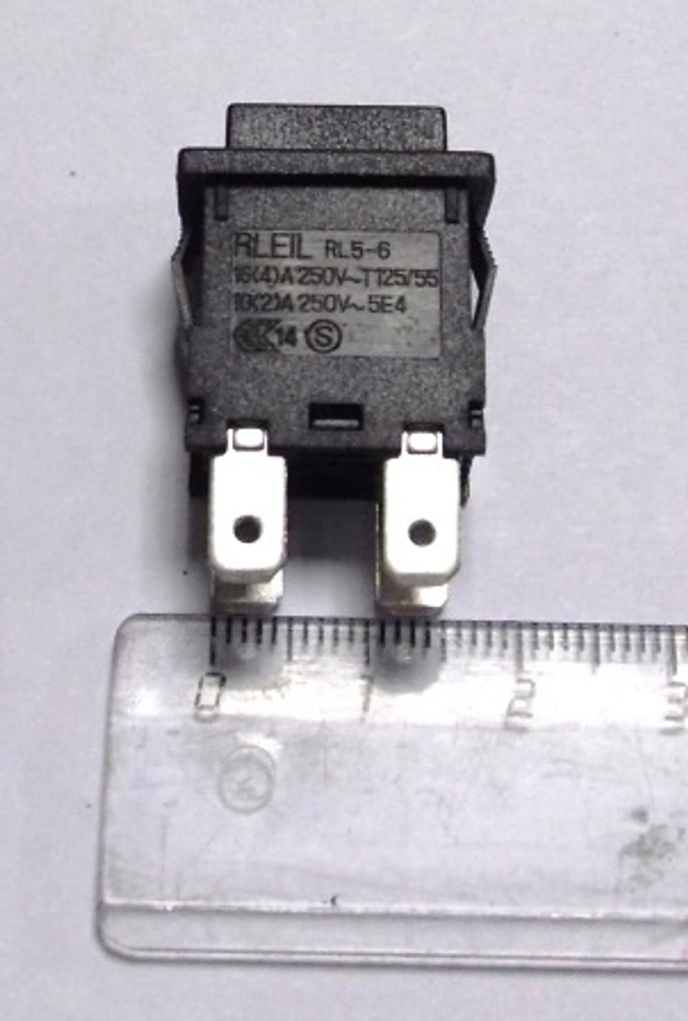 Выключатель кнопочный F342, 4 контакта