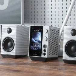 Полочная акустика Fiio sp3 bt