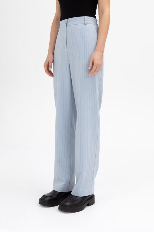 Брюки прямые в полоску