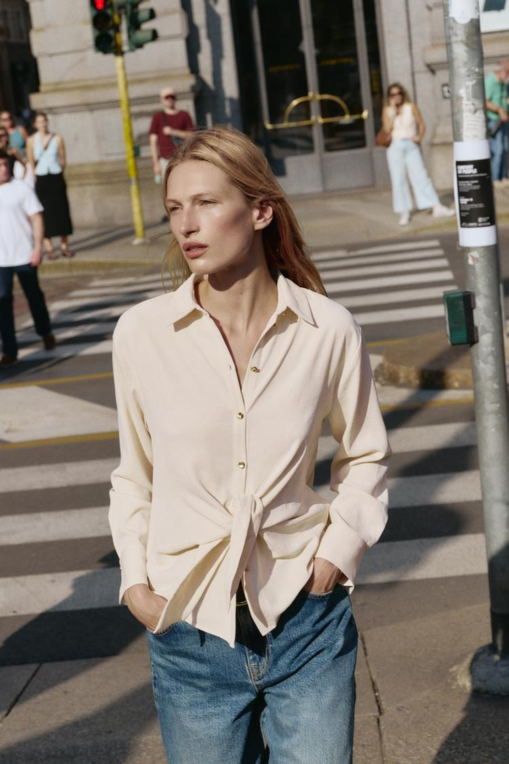 ZARA РУБАШКА С УЗЛОМ НА ТАЛИИ, ЭКРЮ