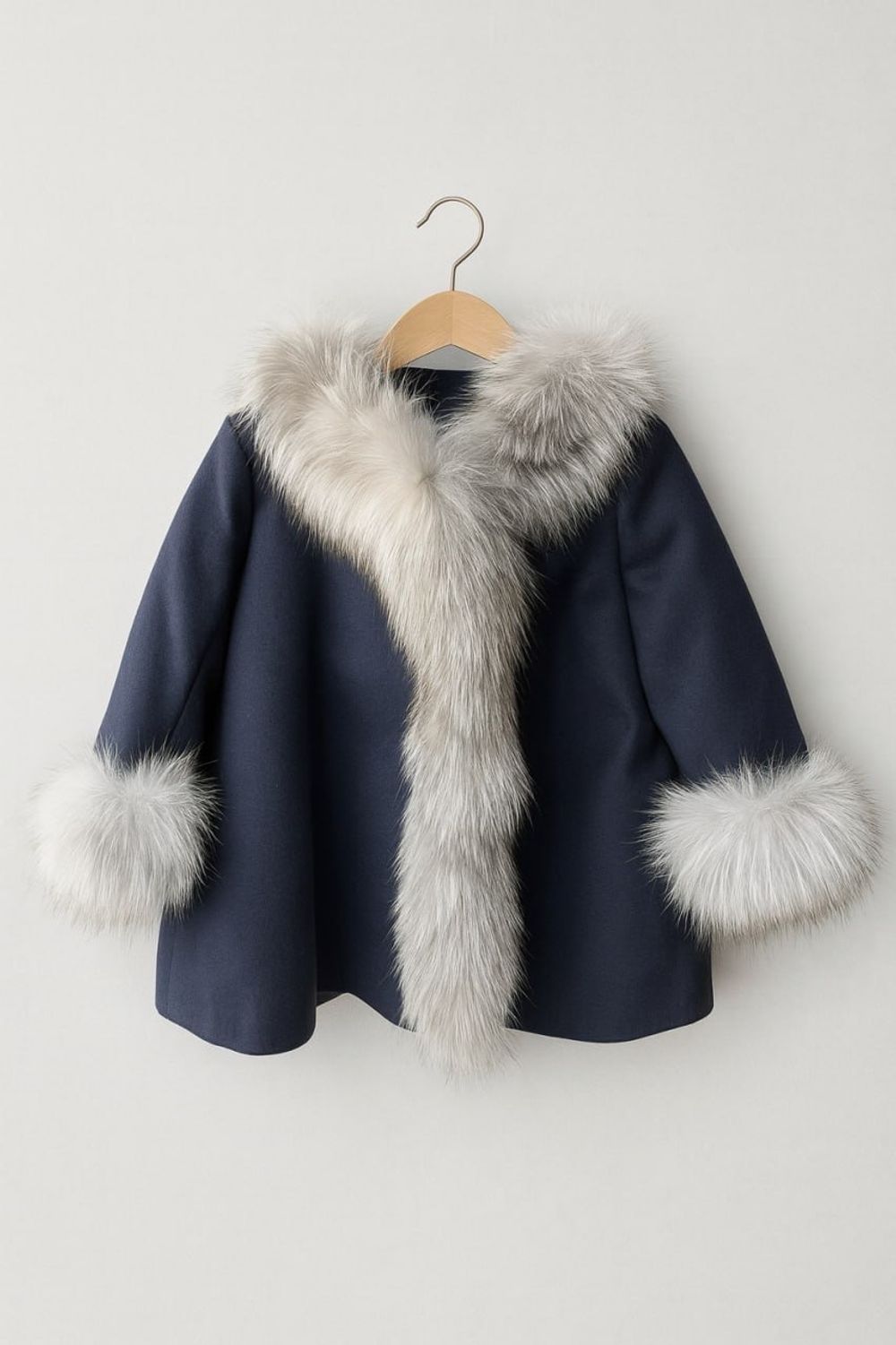 Пальто Dior, 104