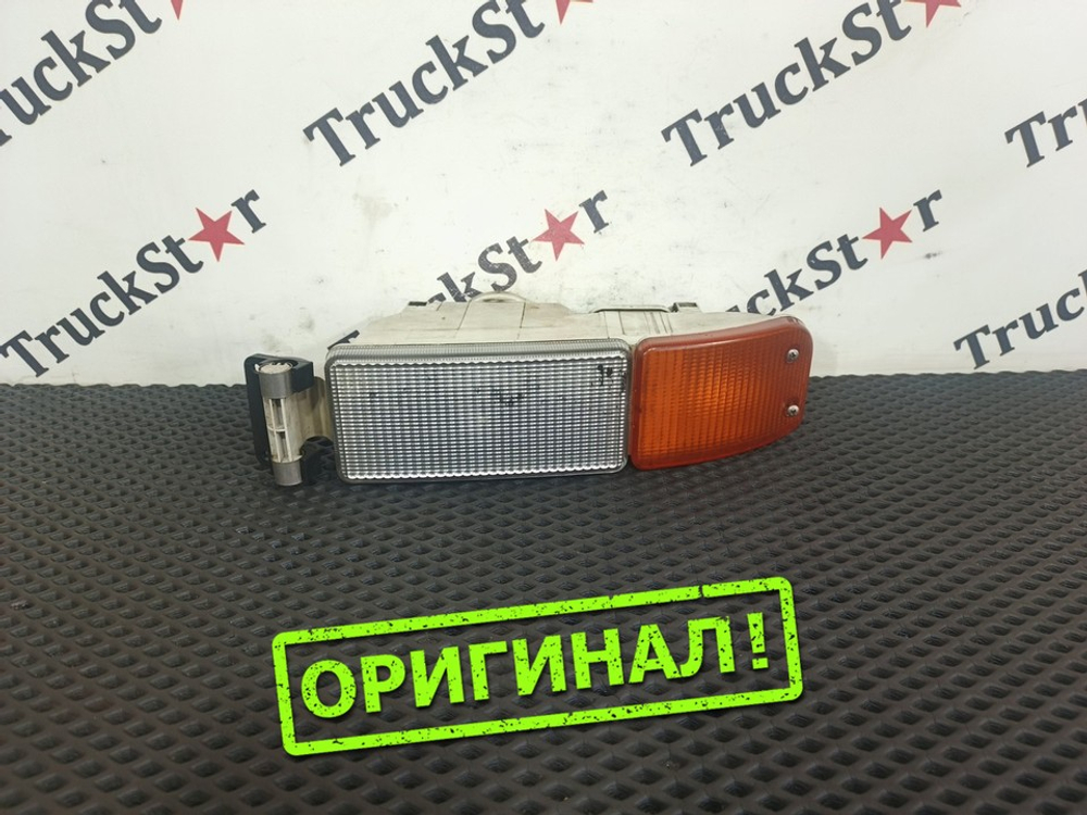 Фара противотуманная правая
