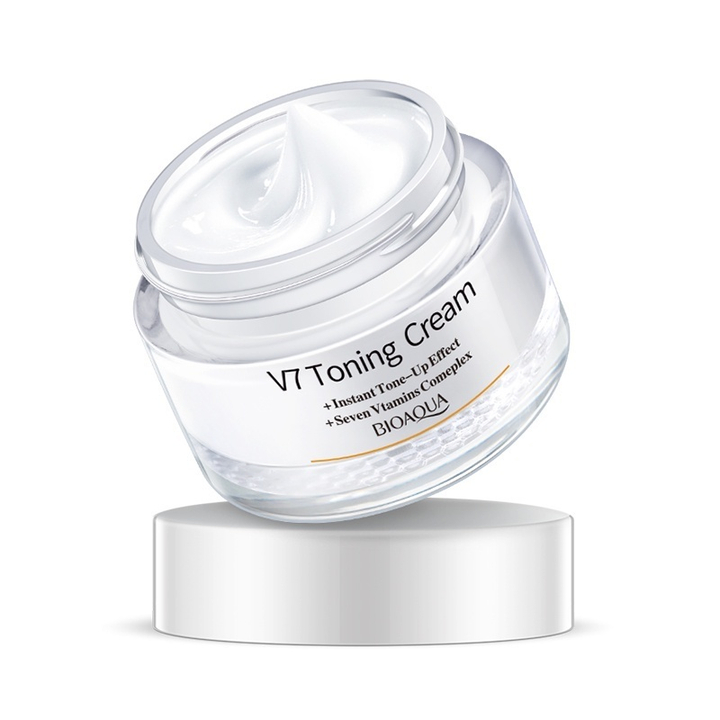 Крем-база под макияж BioAqua V7 Отбеливает и увлажняет, 50 гр