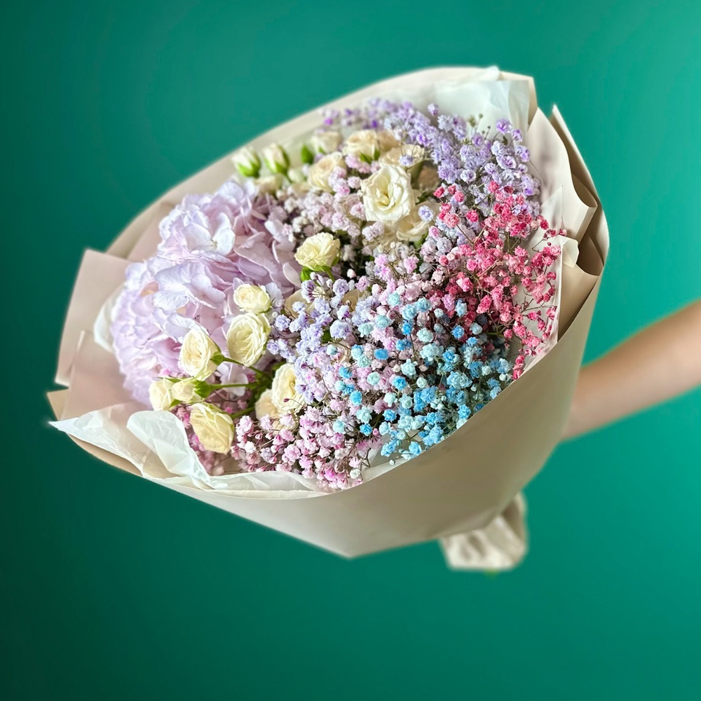 букет цветов для девочки купить в москве