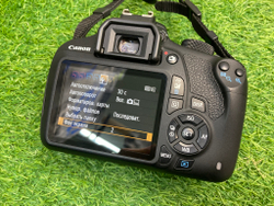 Canon 1200D kit 18-55mm 3.5-5.6 IS II 7.200 кадров