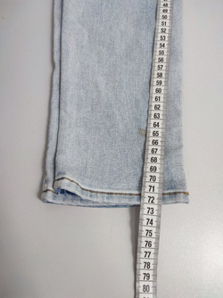 Джинсы H&M  голубые 44 размер