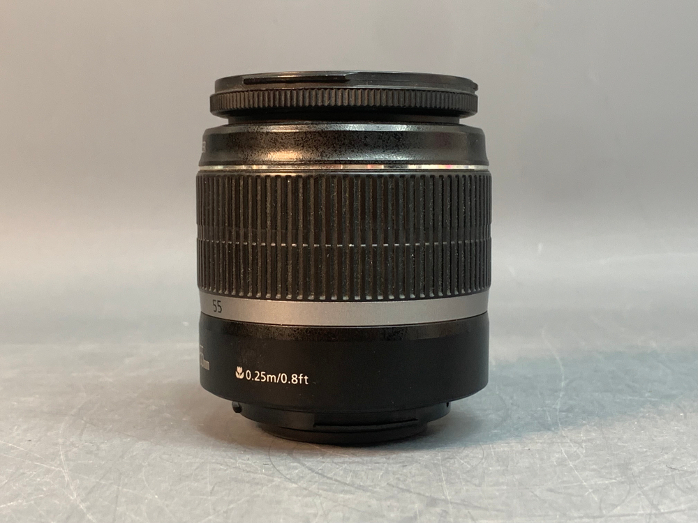 Canon 450D kit 18-55mm 3.5-5.6 IS 19.800 кадров с дефектом