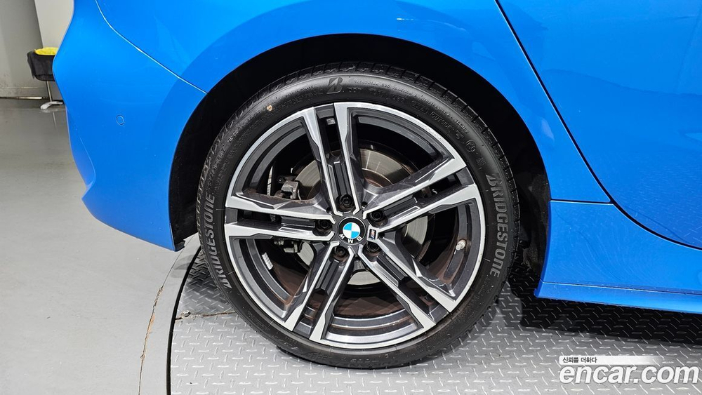 BMW 1 Series (F40) 120i M Sports (11.2021)