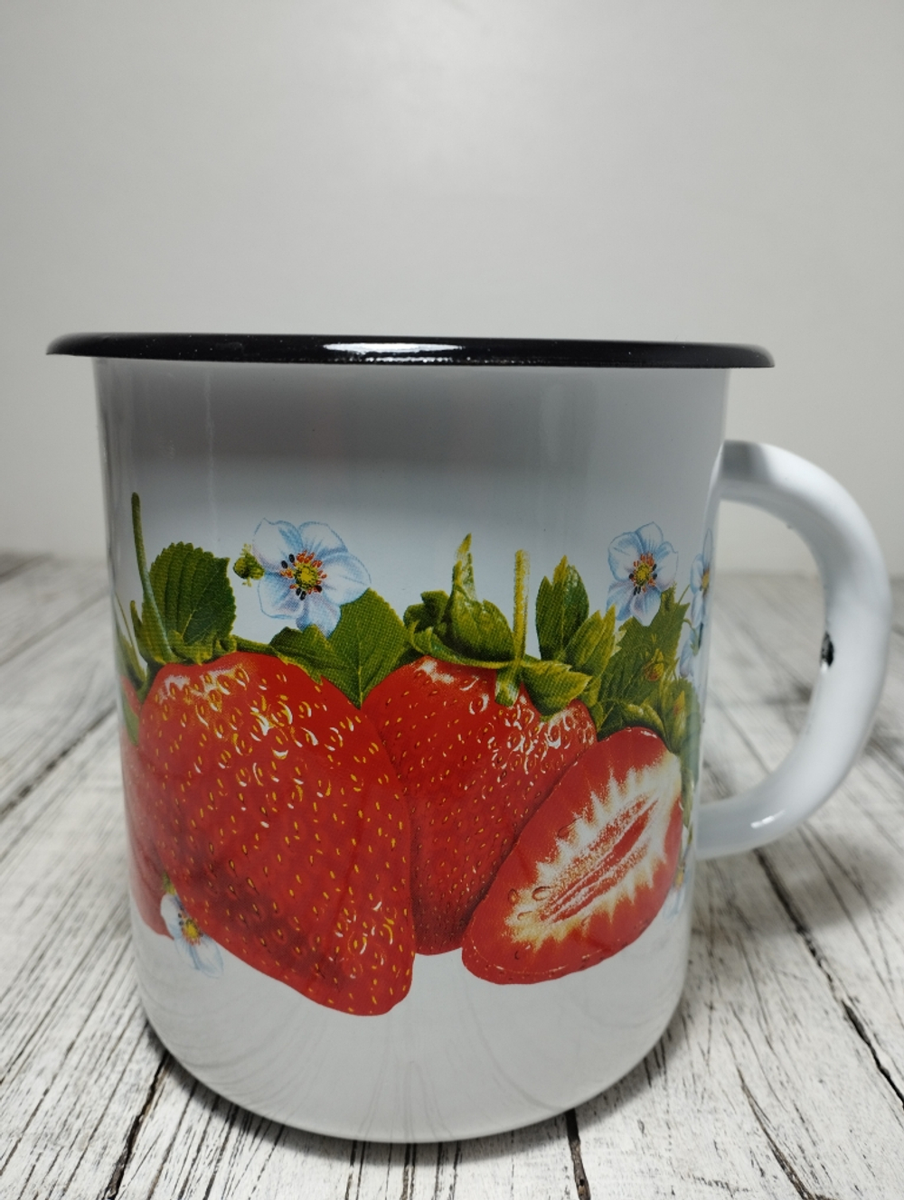 Кружка 1,0л с рисунком Клубника садовая белая (12шт) 1с3с