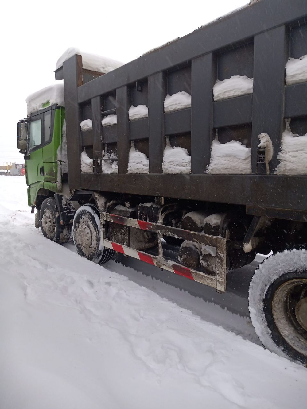 Shacman (Shaanxi) SX* 8x4 Самосвал SX331863366 (Дизельный, 12,5 л, 544 л.с., МТ)