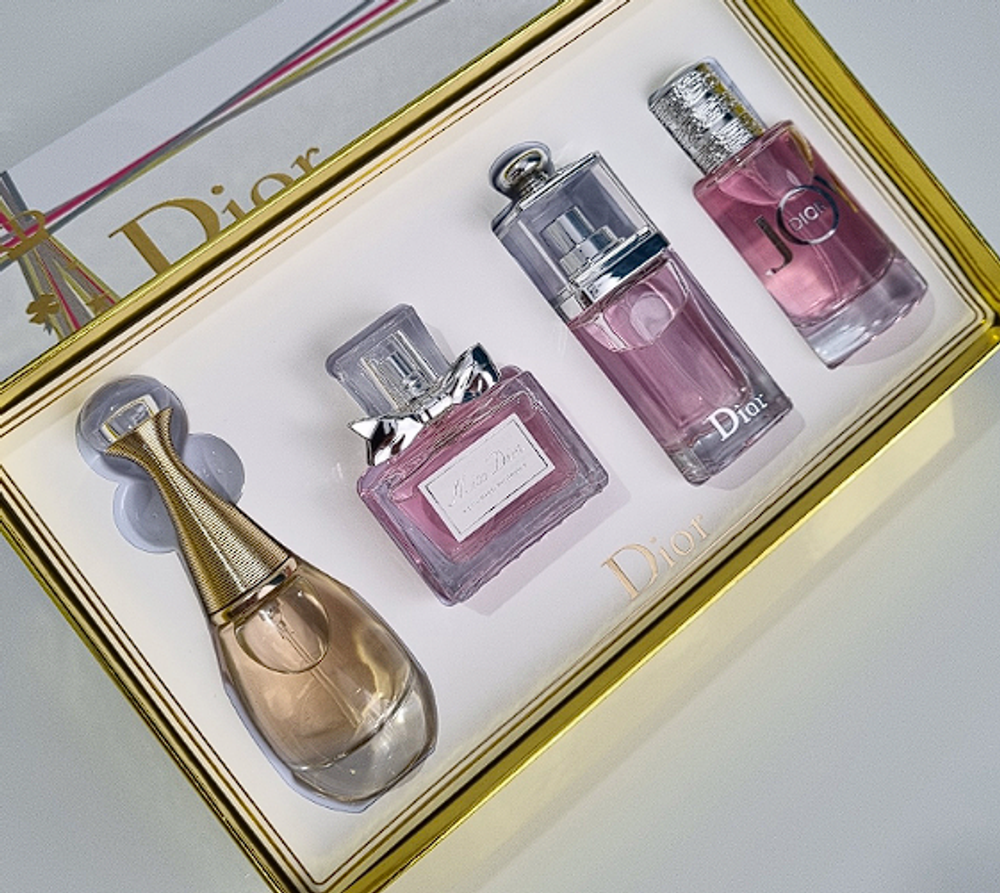 Набор парфюмерии Christian Dior 4*30ml (Коробка парфюма без слюды, парфюм новый, распаковка для фото)