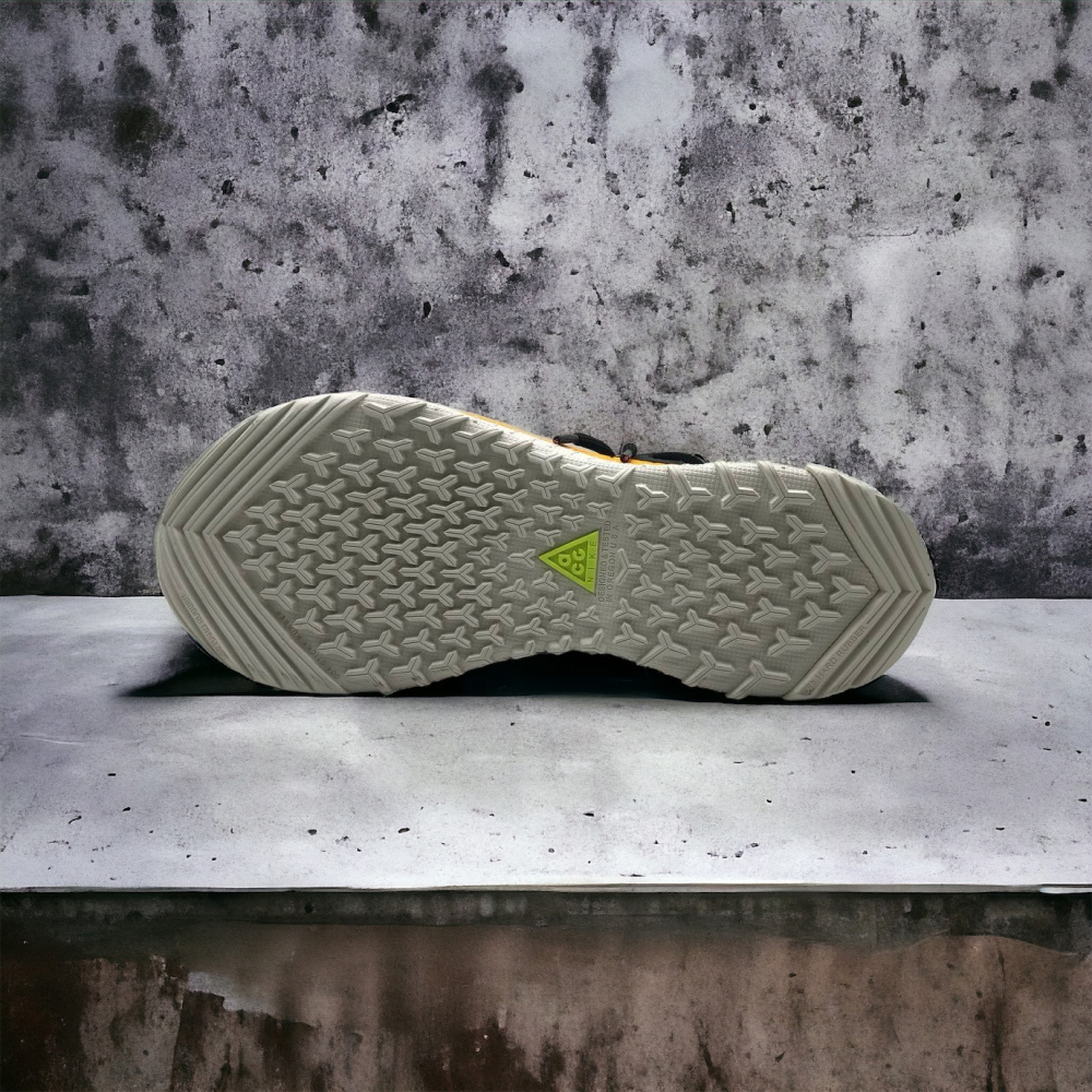 Nike ACG Air Terra Antarktik • White