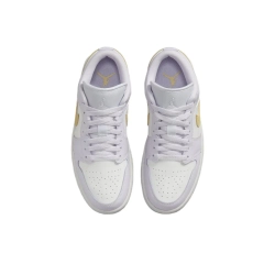 Женские кроссовки Air Jordan 1 Low 'Barely Grape' DC0774-501