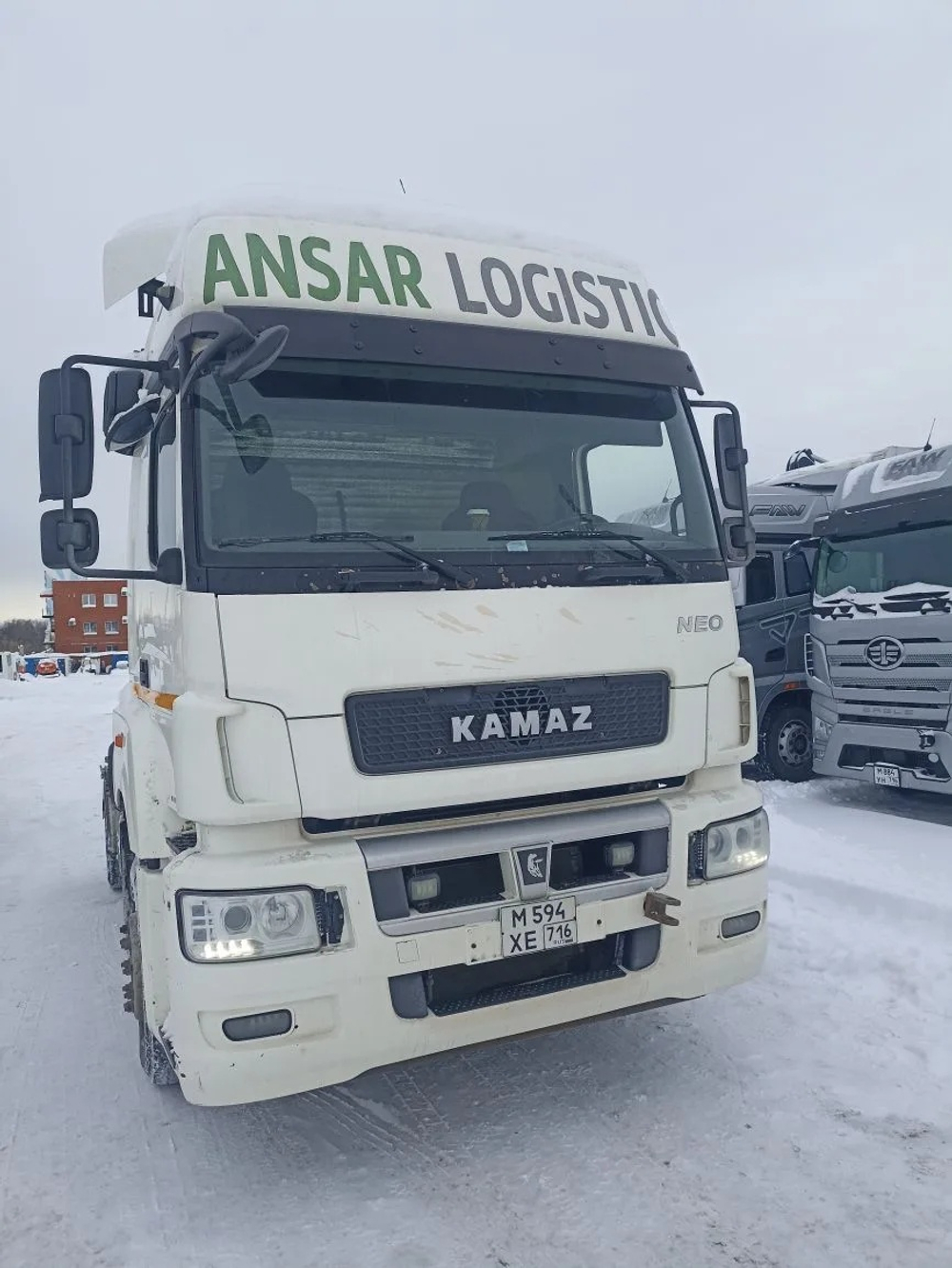 КамАЗ 5490 4x2 Седельный тягач 5490-802-DC (Дизель/Газ, 12,0 л, 401 л.с., АТ)