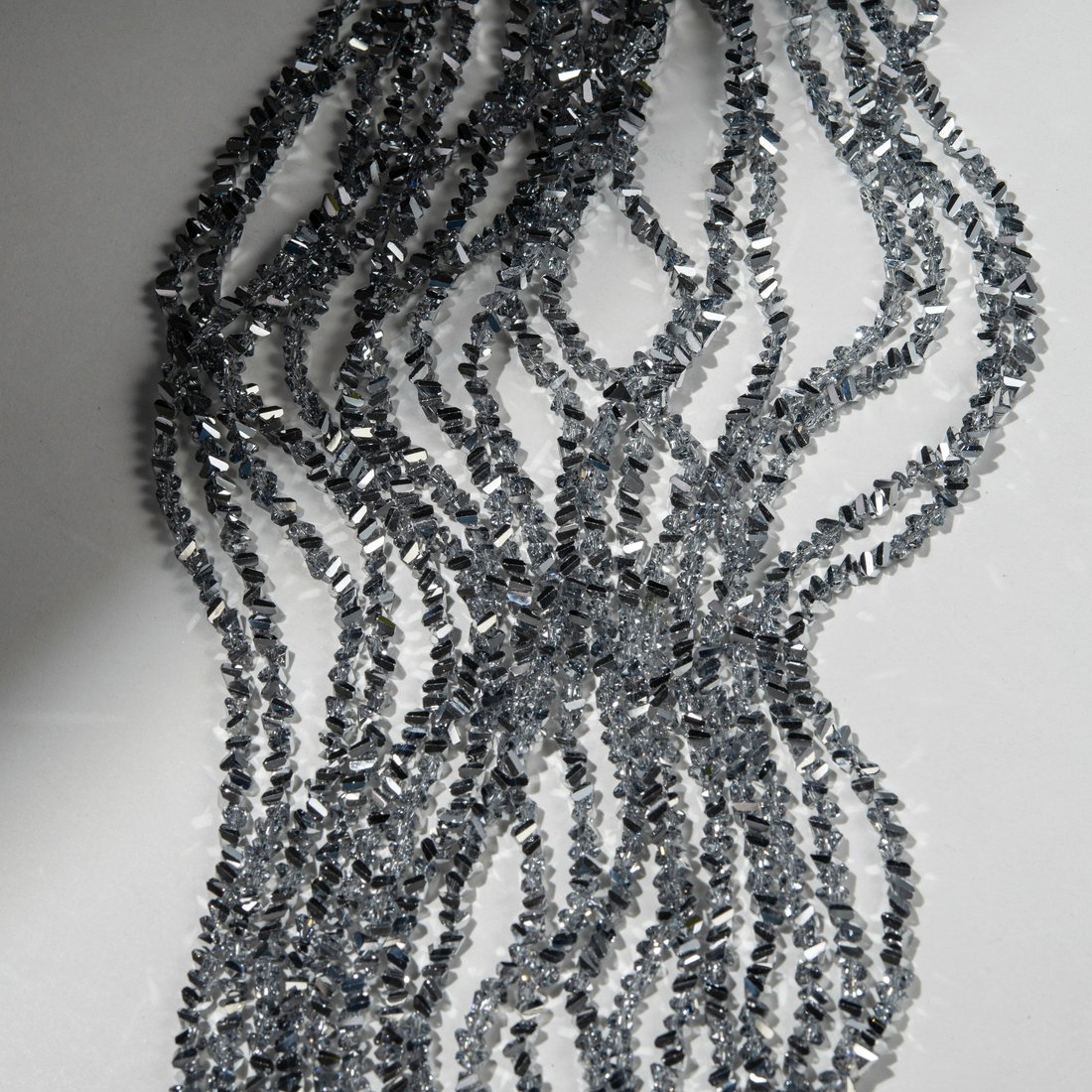 Хрустальные бусины "Марказит" в форме треугольника, оттенок "Metallic Gray", 4мм