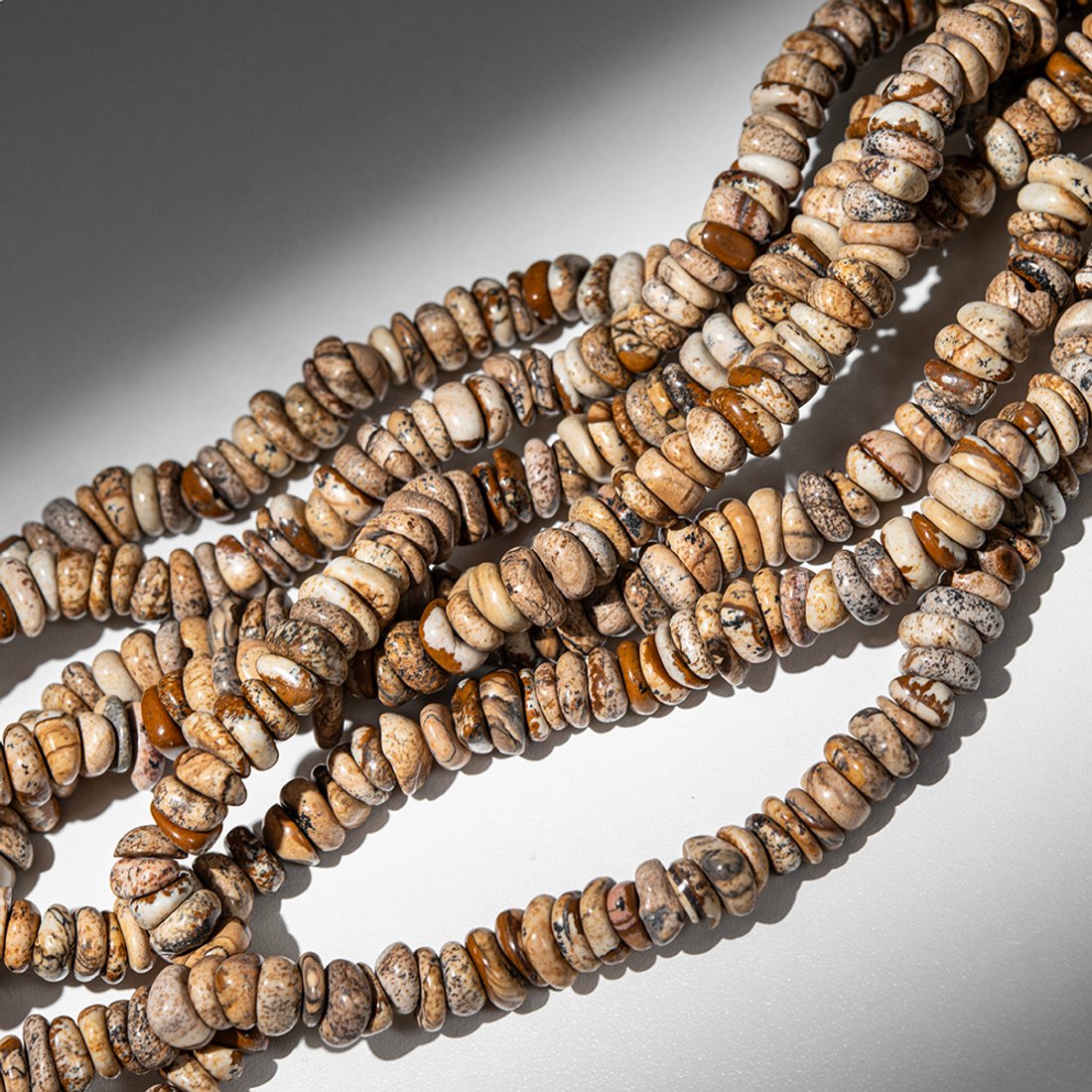 Известняк окварцованный (пейзажная яшма) натуральный, 7-15мм, чипсы