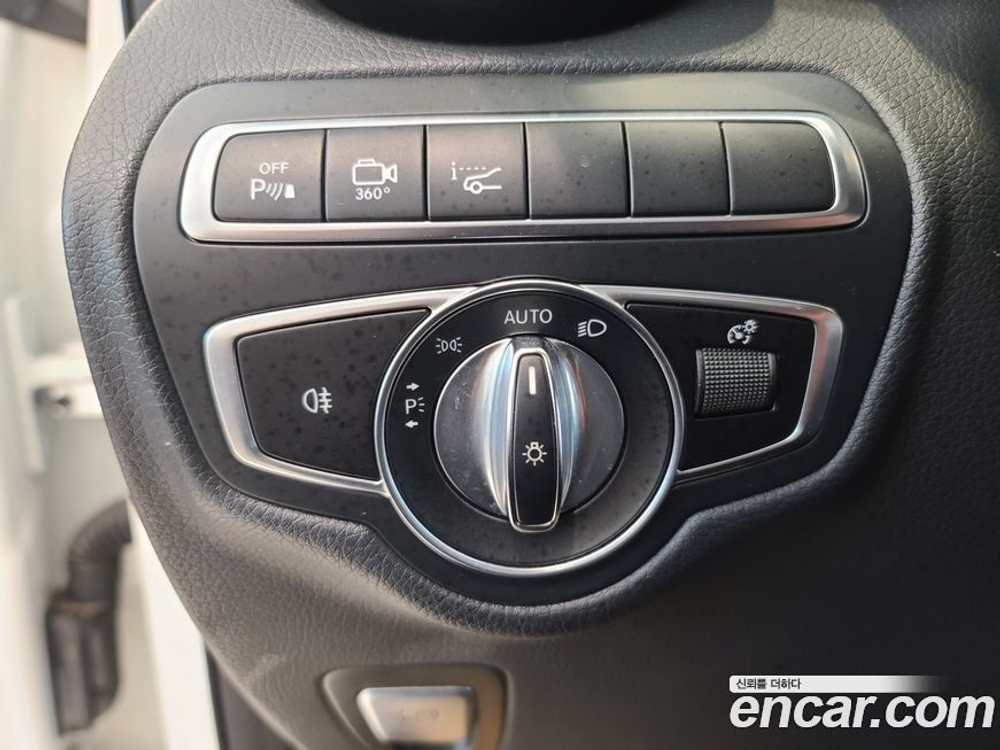 Mercedes-Benz GLC-Class X253 GLC300 4MATIC AMG Line (11.2019)