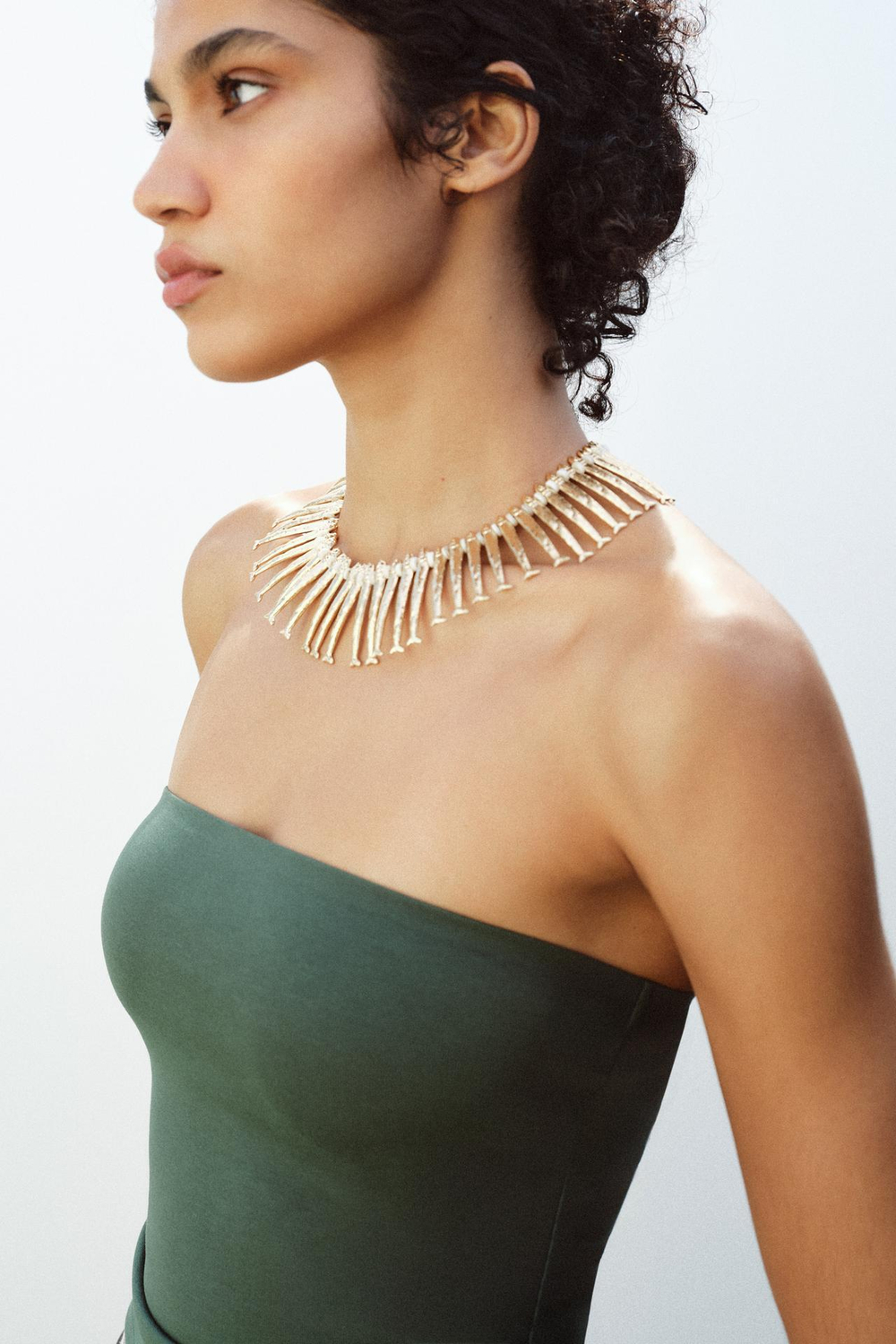 ZARA ТОП БЕЗ БРЕТЕЛЕЙ, ЗЕЛЕНЫЙ