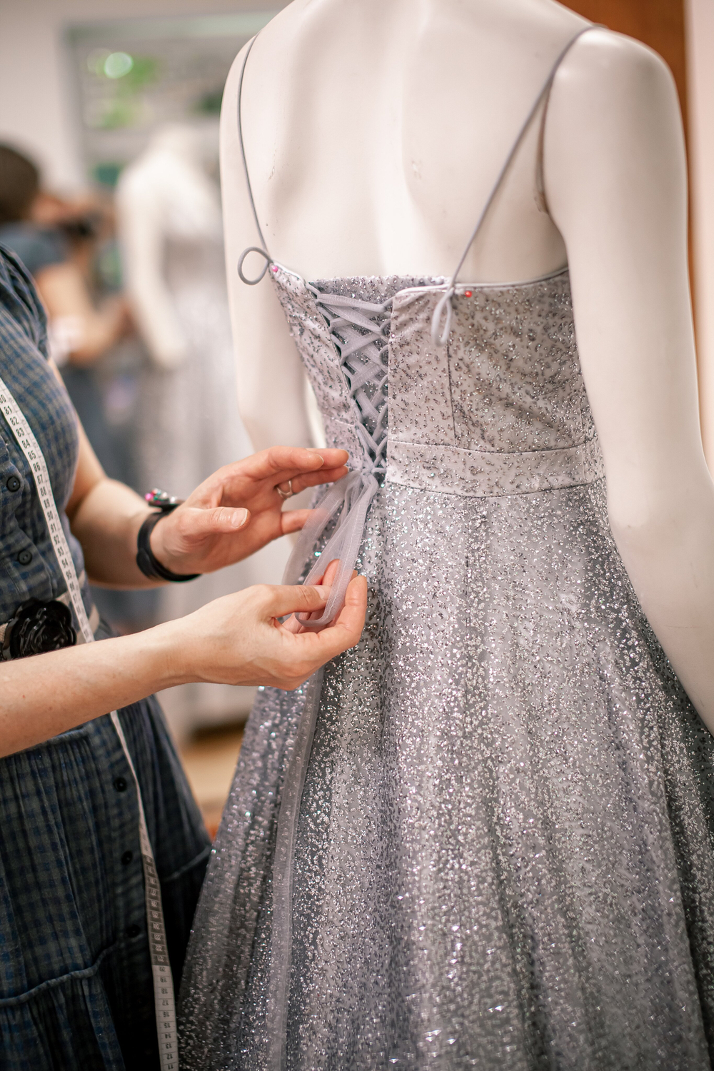 Пошив праздничных платьев