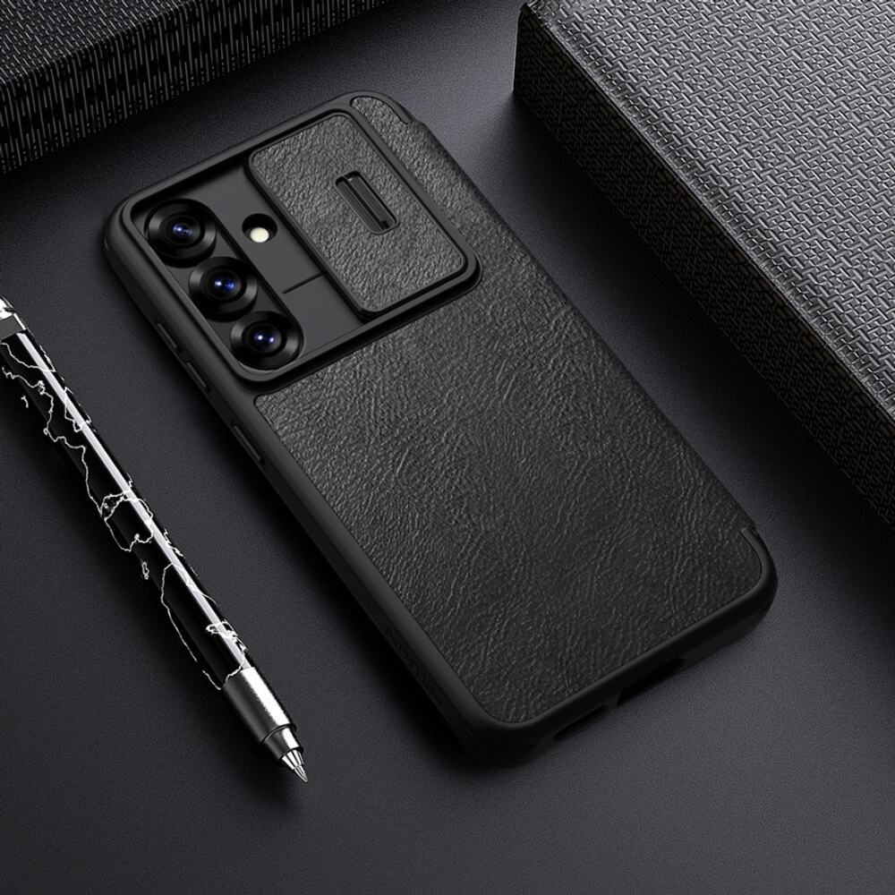 Кожаный чехол-книжка Nillkin Leather Qin Pro для Samsung Galaxy S25