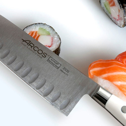 Нож Японский Шеф 18см Arcos Riviera Blanca Испания фрагмент