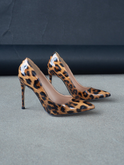 Женские туфли лодочки на шпильке - SHSS1004-010-lak-leo