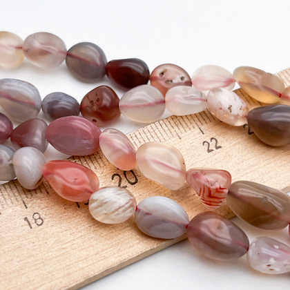 Агат + халцедон бусины, фриформ, размер около 7-10 мм, цена за нить 38 см