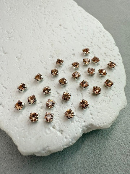 Шатоны 4 мм, Персиковый в серебре, 25 шт