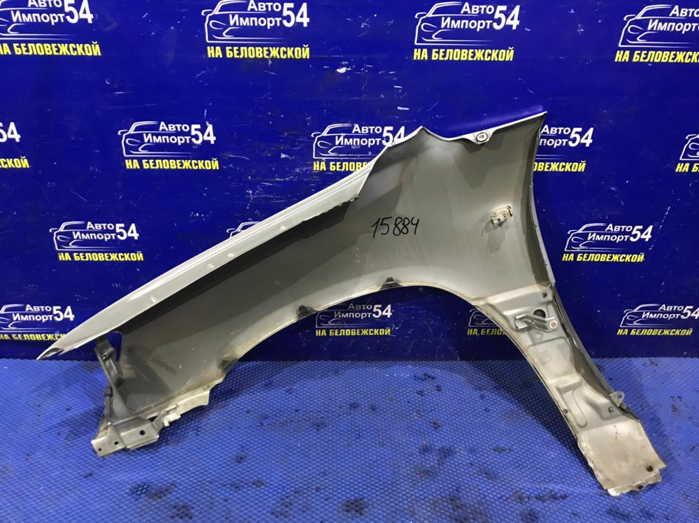 Крыло переднее правое TOYOTA HARRIER 1997-2003