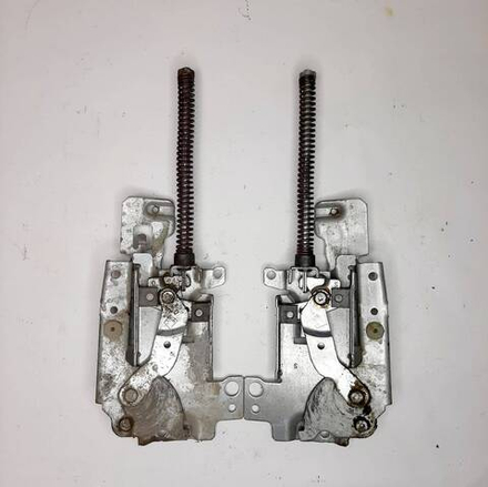 3 Комплект петель Electrolux 4055161352 б/у для посудомоечных машин