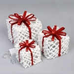 Фигура светодиодная «Подарок от Санты» (набор 3 шт: 12см, 15см, 19см), 220V, Красный (свечение - Теплый белый)