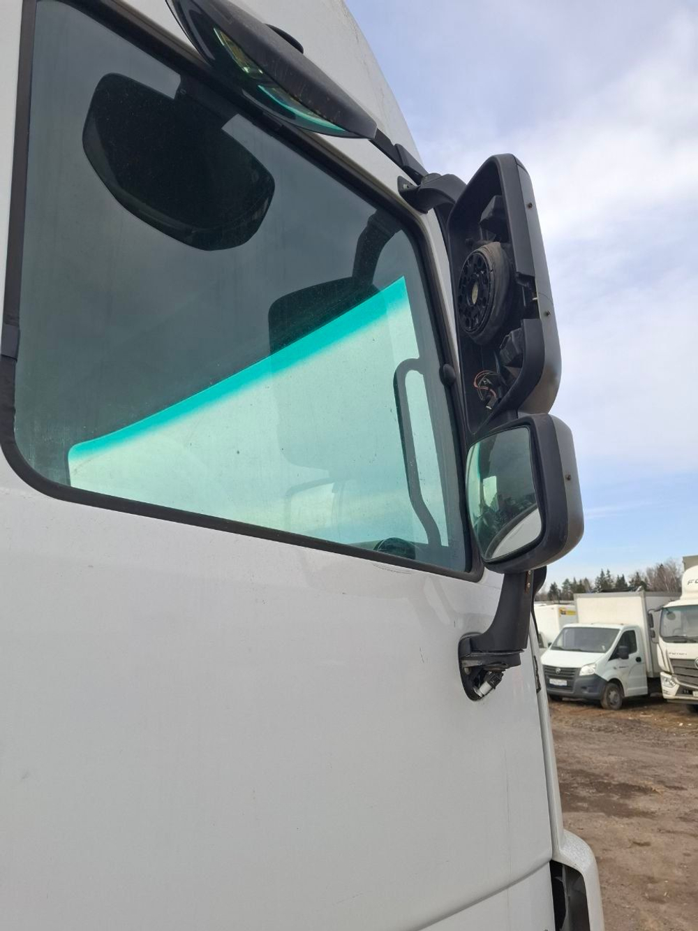 Mercedes-Benz ACTROS 4x2 Седельный тягач 1841 LS (Дизельный, 12 л, 408 л.с., АТ)