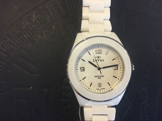 Женские французские часы из керамики LeVier L 1632 M Wh