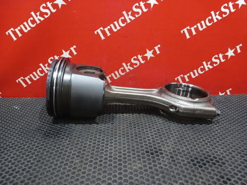 Поршень с шатуном 2024г