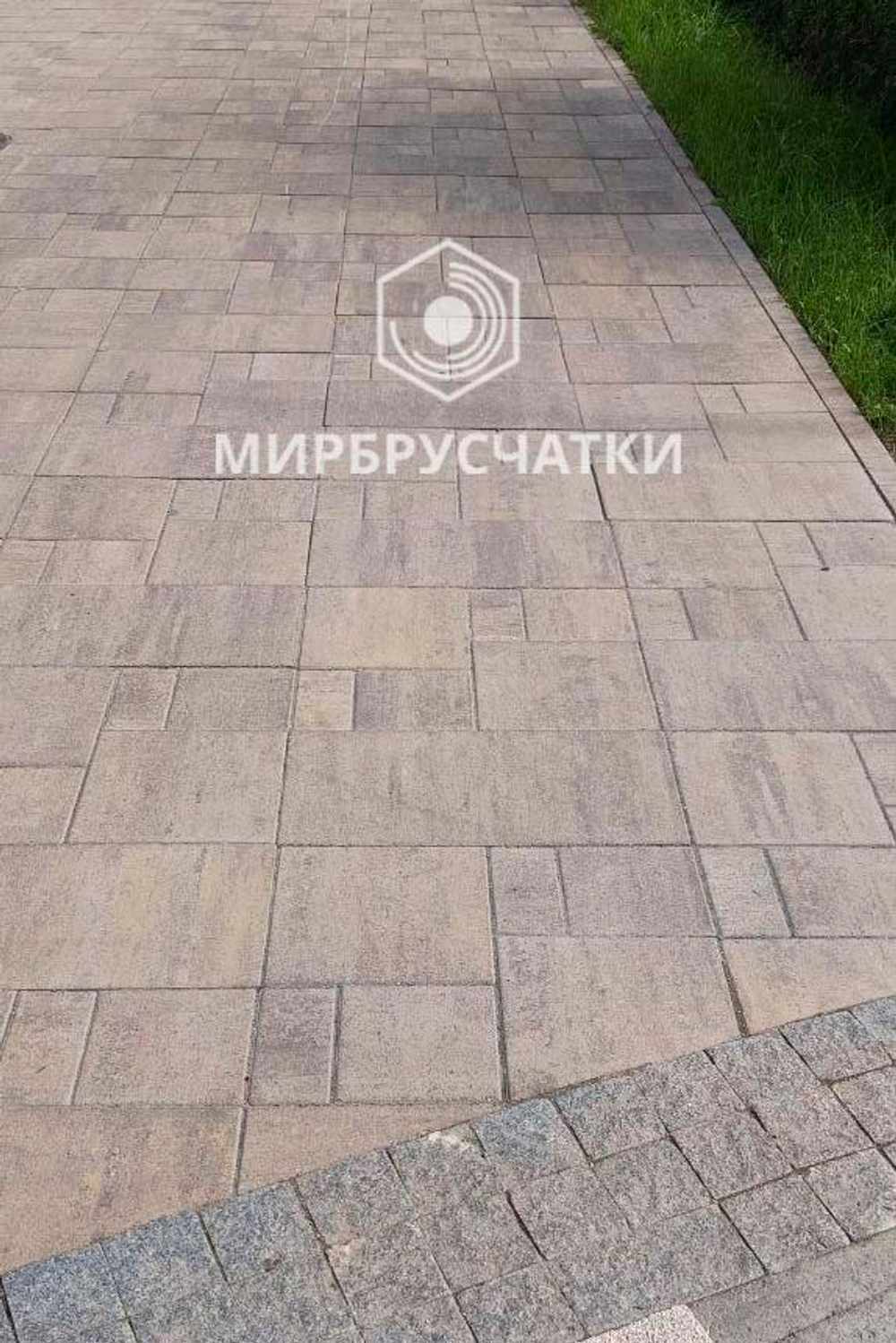 Сквер Крылья Сибири, г.Новосибирск