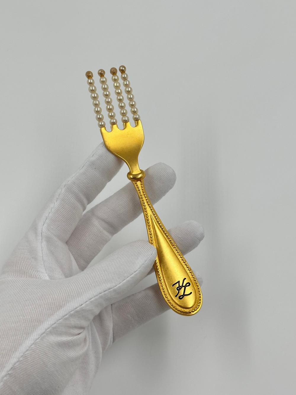 Брошь Вилка Karl Lagerfeld