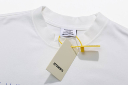 Футболка Vetements