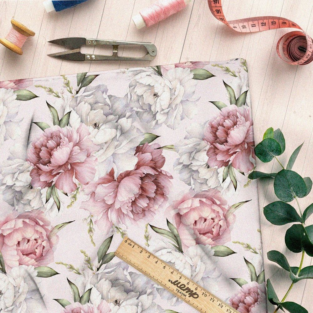 Ткань лен пышные нежно-розовые пионы