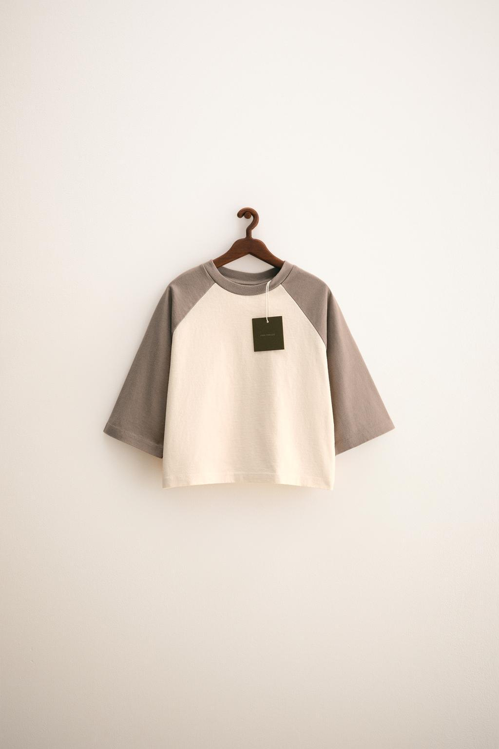 ZARA ZARA TIMELESS — ФУТБОЛКА С РУКАВАМИ РЕГЛАН, СЕРО-КОРИЧНЕВЫЙ