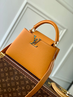 Louis Vuitton Capucines BB