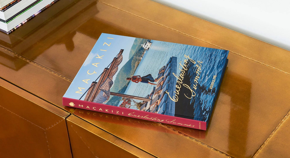 Assouline Книга The Hospitality Collection Macakizi: Everlasting Summer на английском языке