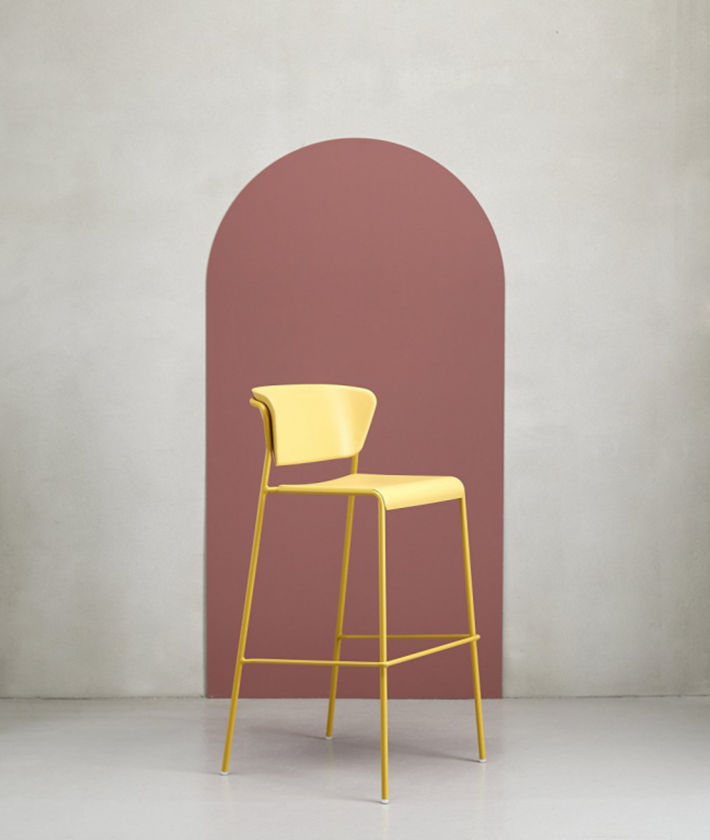 Стул полубарный пластиковый Scab Design Lisa Technopolymer, горчичный