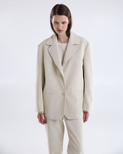 Жакет свободного кроя из искусственной замши молочный