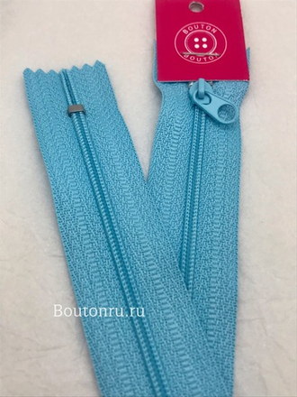 Молния ярко-голубая