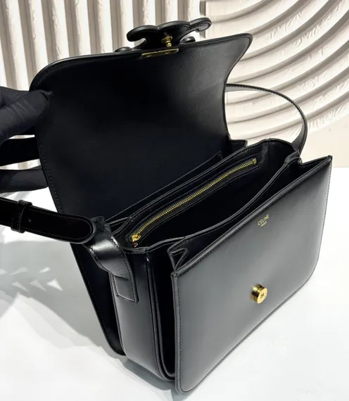 Сумки CELINE CLASSIQUE TRIOMPHE из блестящей кожи