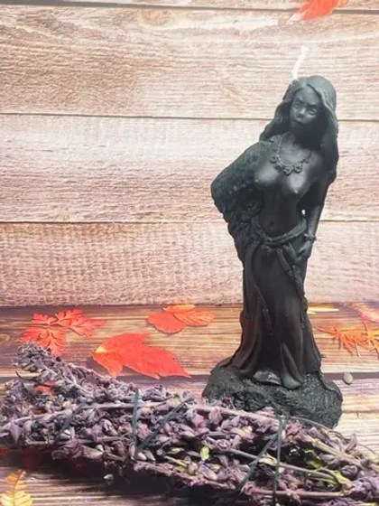 Свеча программная "Богиня Фрея"