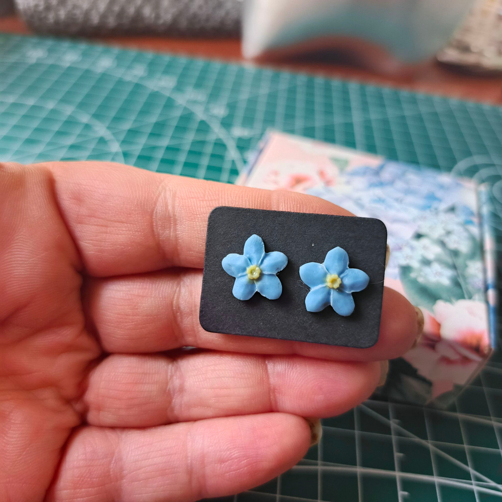 Серьги-пуссеты Ромашки